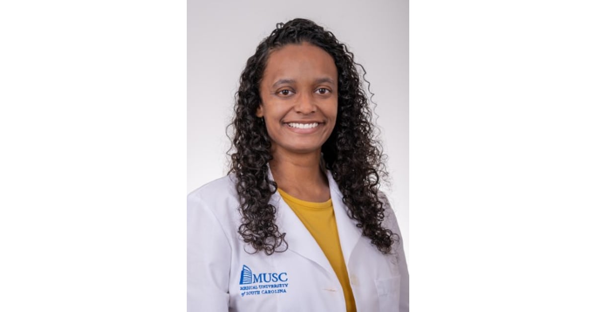 Amber Roberts, M.D. Internal Medicine, Primary Care in Summerville, SC