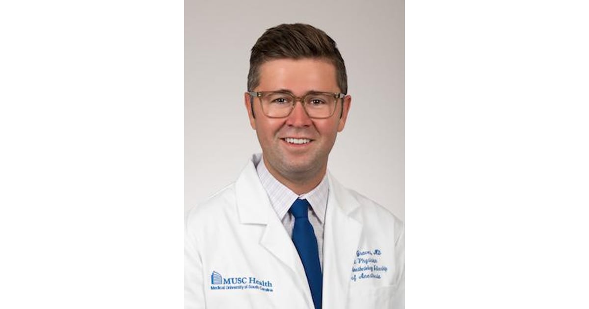 Matthew Riley Graves Matthew Graves, M.D. Anesthesia & Perioperative Medicine