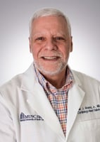 Rene Alvarez image